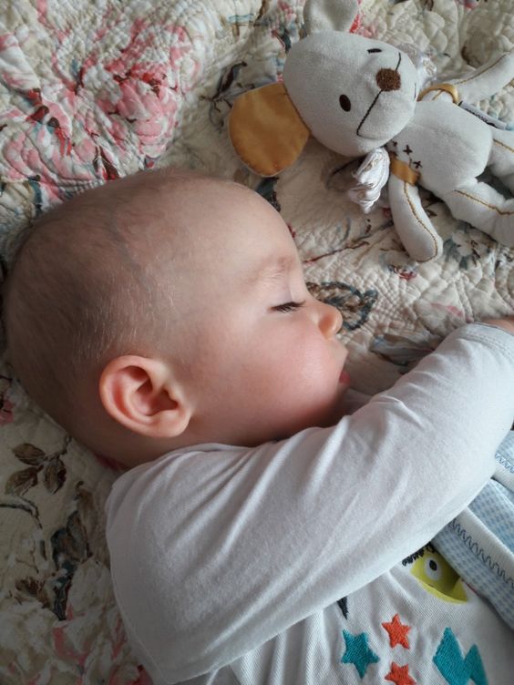 Régression du sommeil sur 18 mois