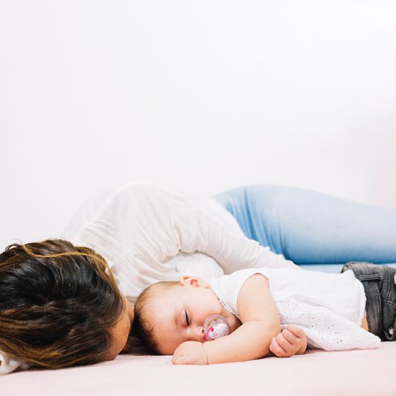 Régression du sommeil chez les bébés et les tout-petits : quand et pourquoi cela se produit