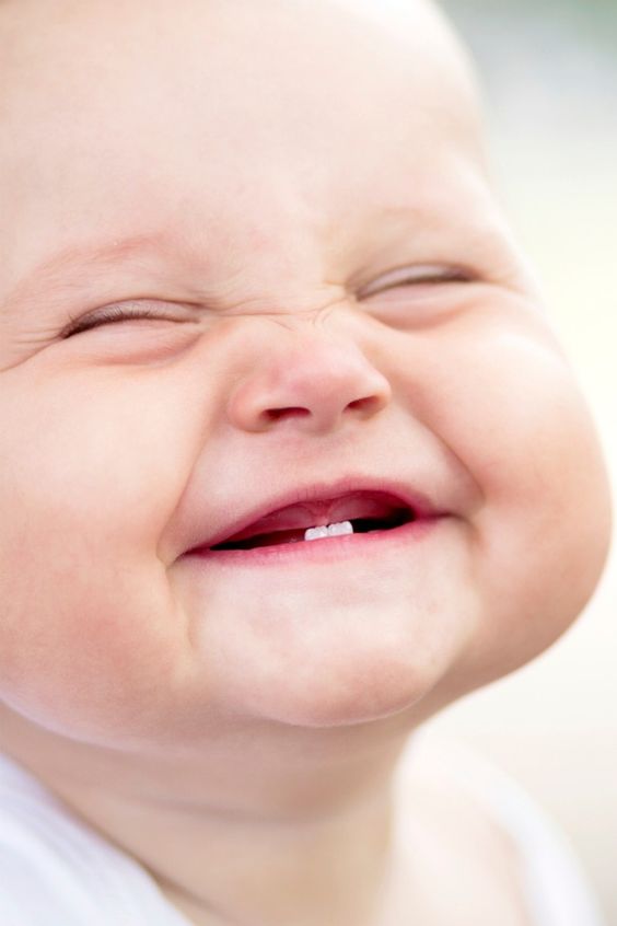 Quand les bébés sourient-ils ?