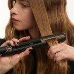 How to Curl Hair With Flat Iron