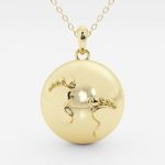 Adorn your little one with our exquisite baby pearl necklace. Crafted from genuine freshwater pearls, this dainty yet durable accessory is a timeless keepsake, perfect for special occasions or as an elegant addition to everyday outfits.