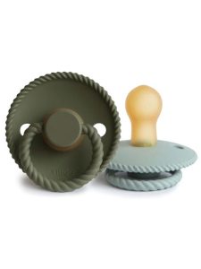 Boiling Baby Pacifiers 101: The Right Technique for Sterilization. Learn the Safe Duration & Steps for a Hygienic Teething Companion.