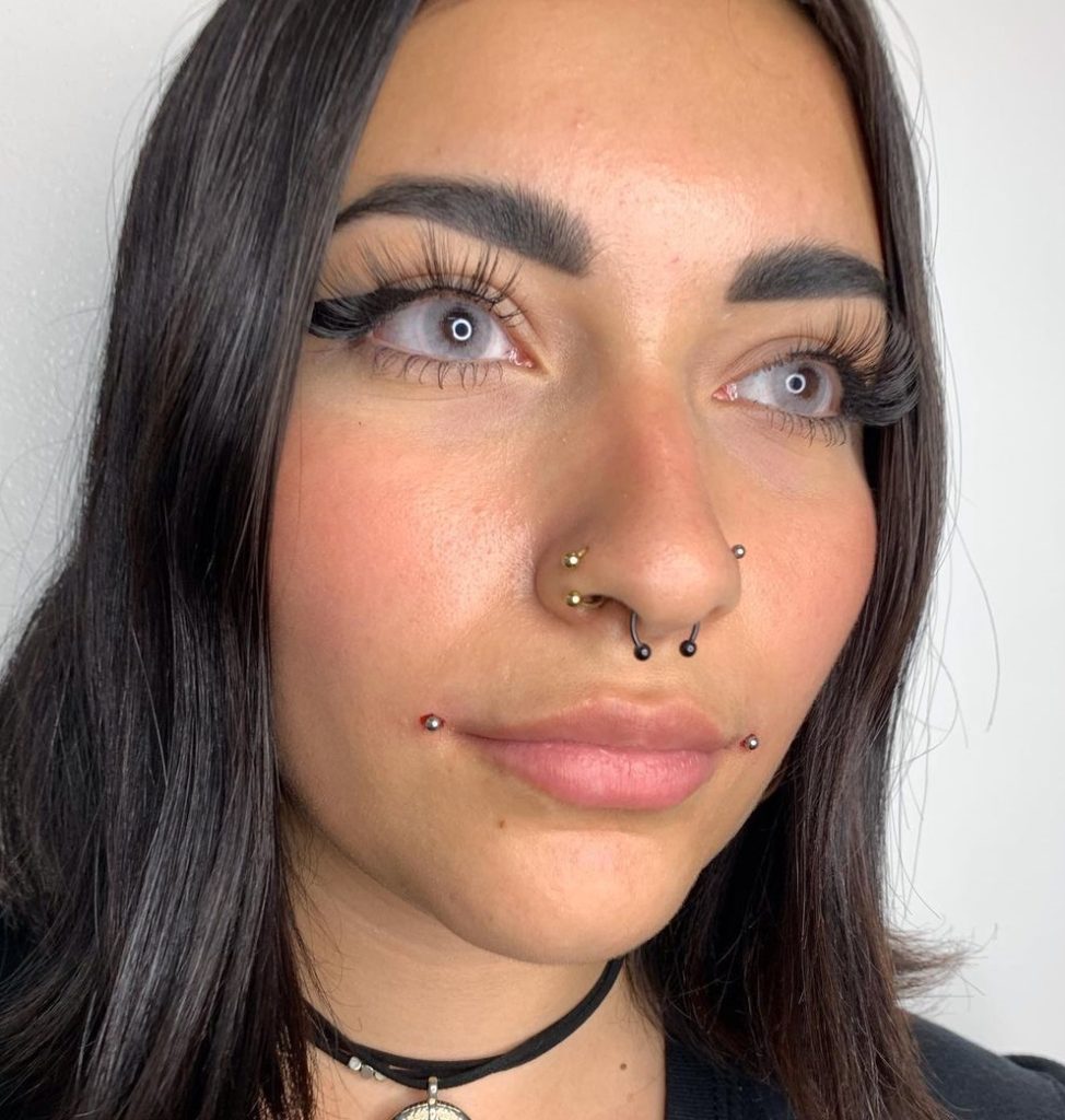 Double Vertical Labret