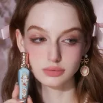 Flower Knows Lipstick