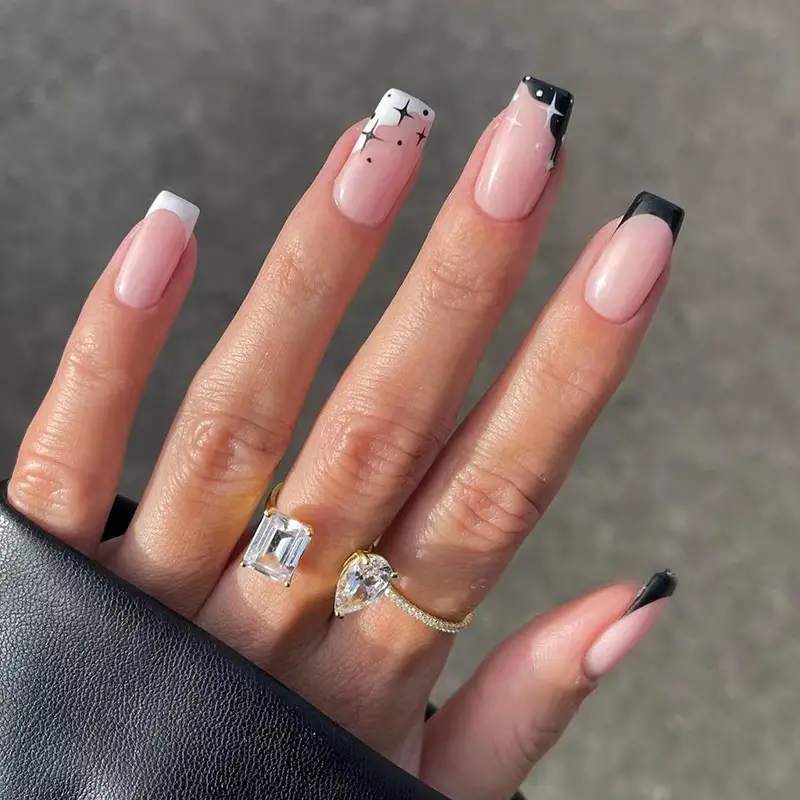 Short French Tip Nails
