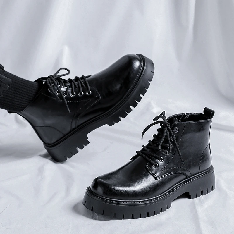 Embracing Fashion: Boots with Shorts