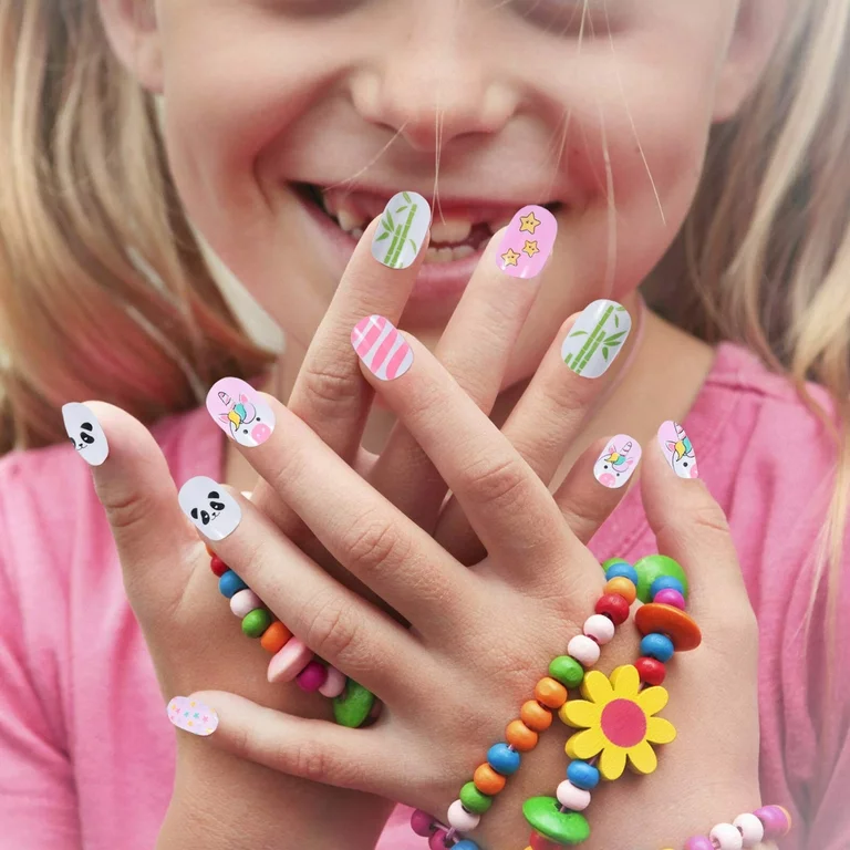 Cute False Nails for Girls