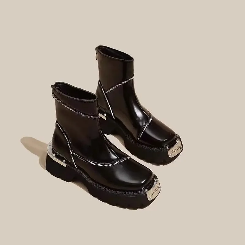 The Timeless Appeal of Women’s Black Boots