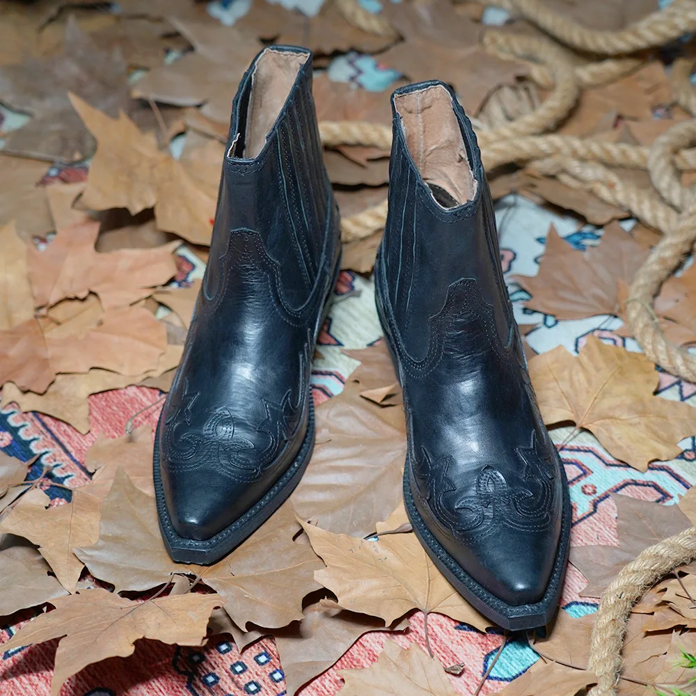 Cowboy Boots with Shorts: A Modern Twist on Western Style