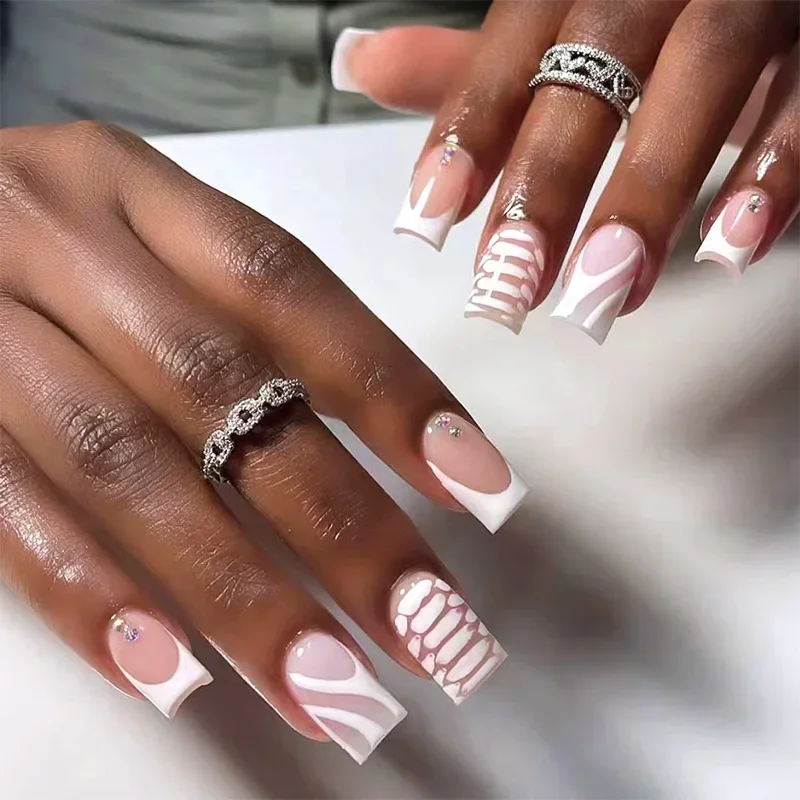How to Perfectly Combine Acrylic Nails with Gel Polish