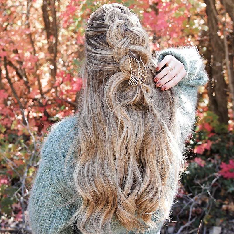 Cute Hair Claw Clips: Trendy and Practical Accessories