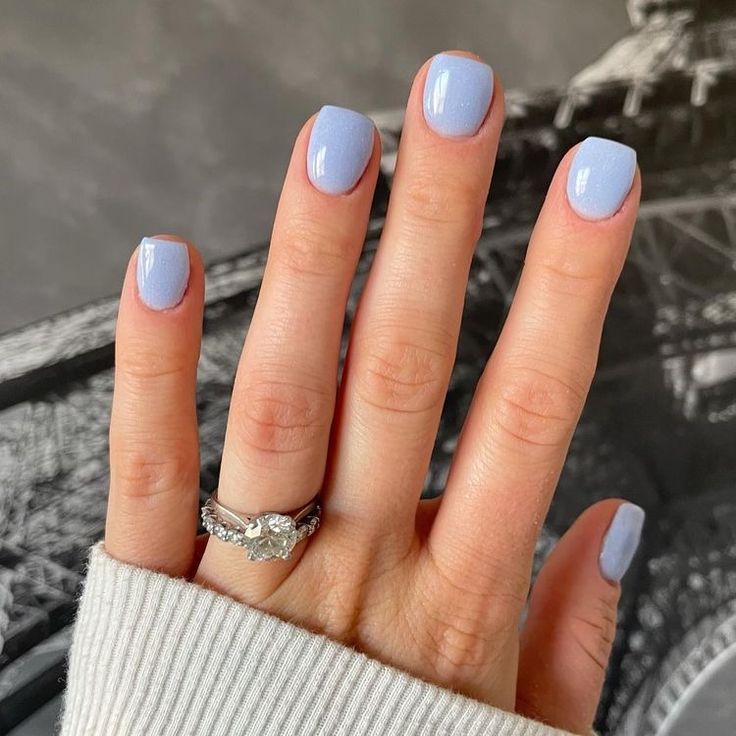 Gel vs Dip Nails: Which Lasts Longer?