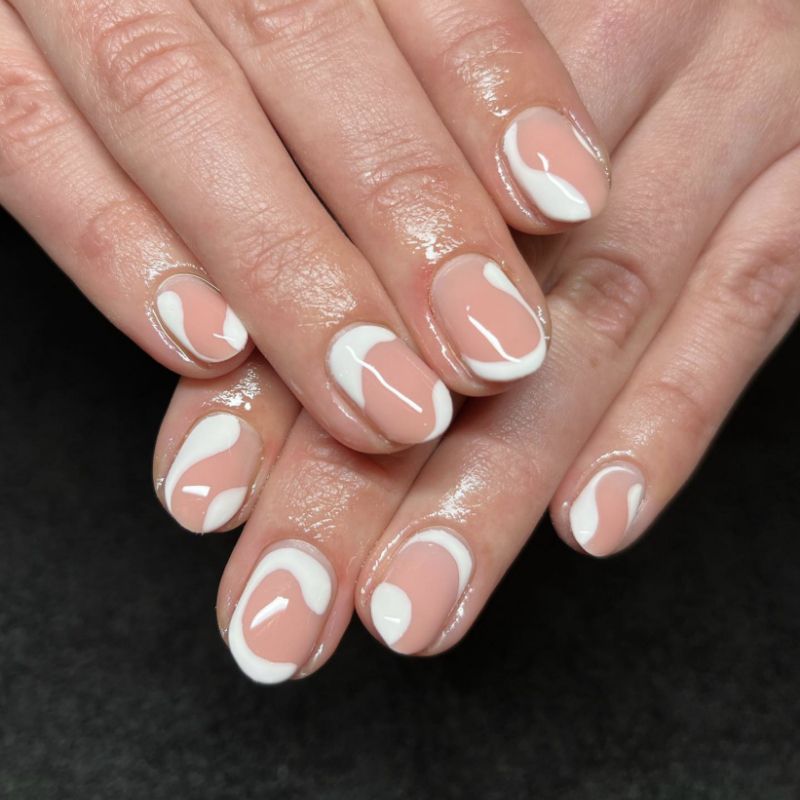 Achieve Durable Beauty: Gel Polish on Natural Nails Guide