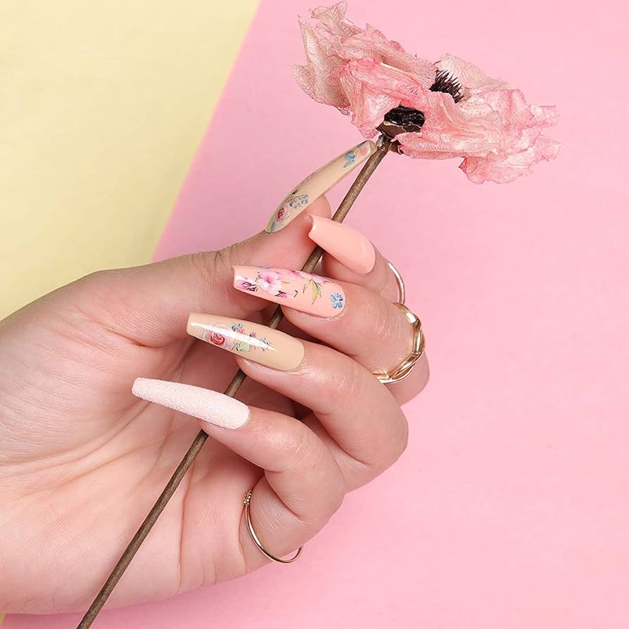 Hard Gel Nails vs Acrylic: Which Lasts Longer?
