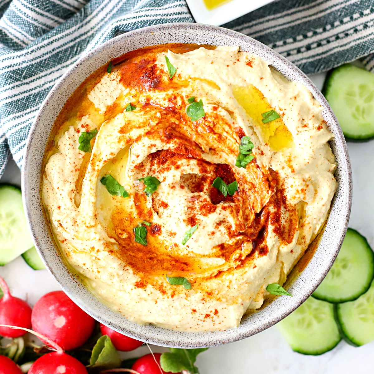 make hummus in a blender