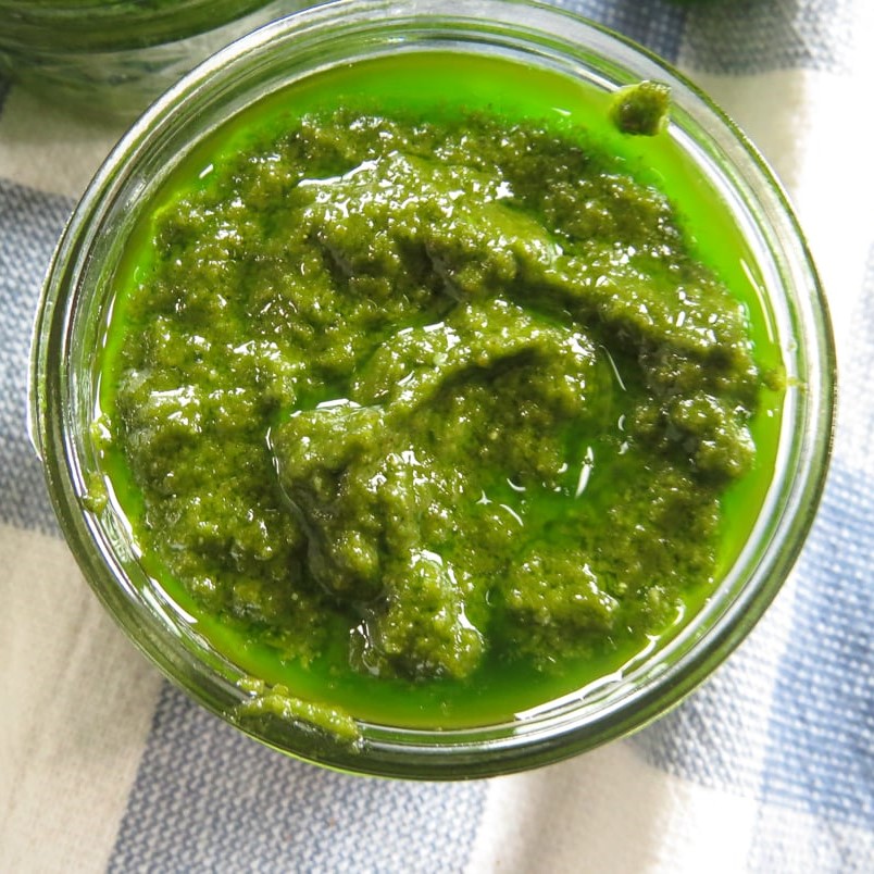 make pesto