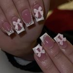 Quick Guide: Soak Off Gel Nails Efficiently
