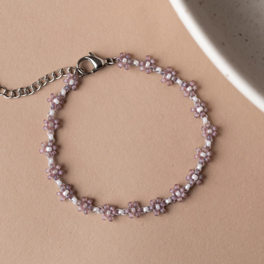 how to make bracelets with beads step by step?