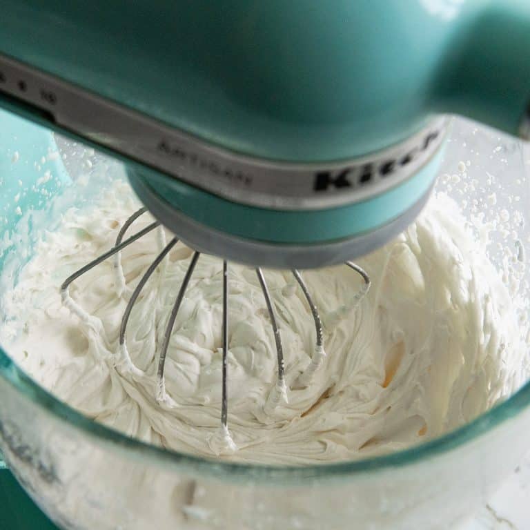 make whipped cream in a blender