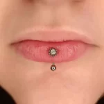 vertical labret