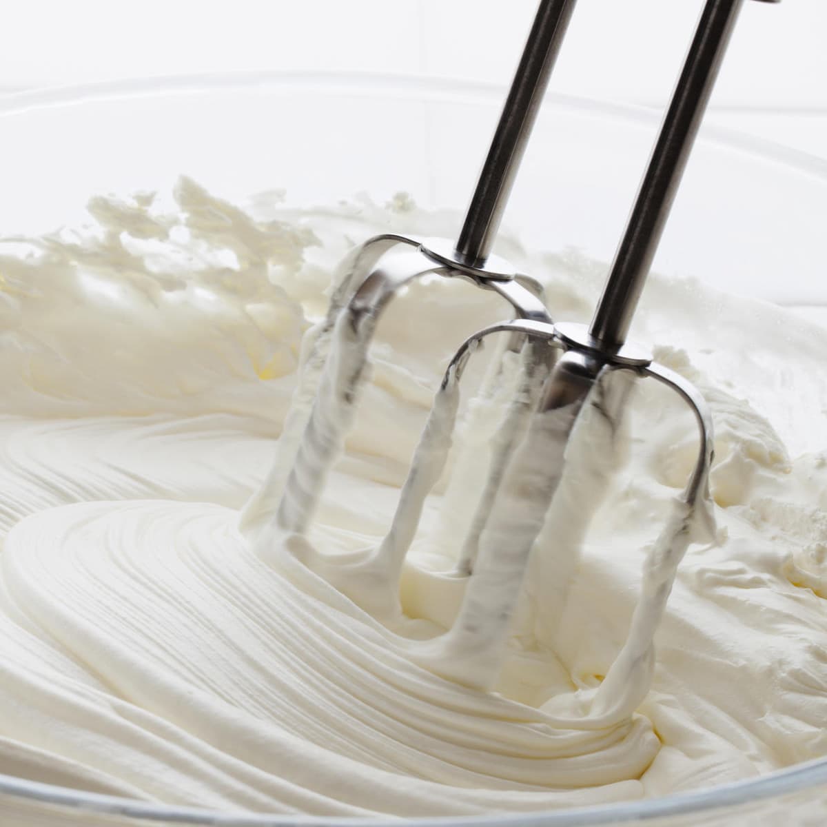 make whipped cream in a blender