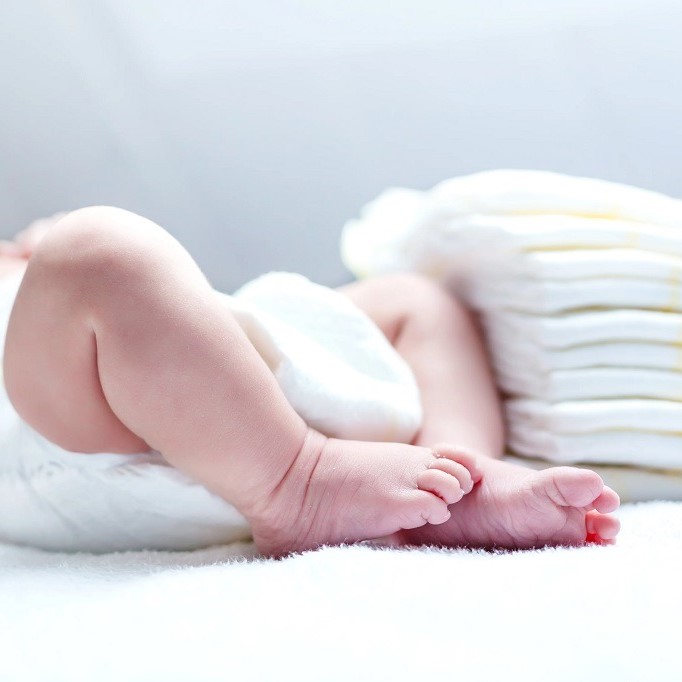 how many wet diapers per day by age chart