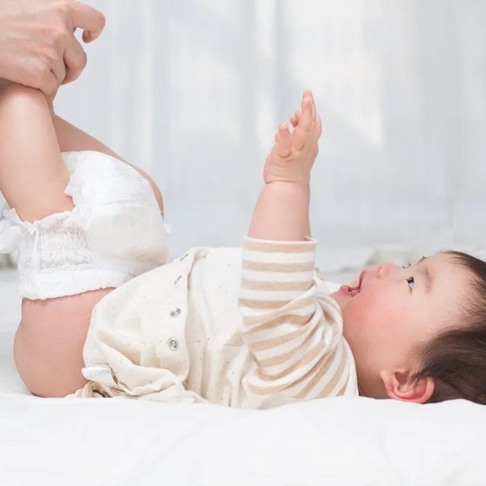 how to know when to size up diapers