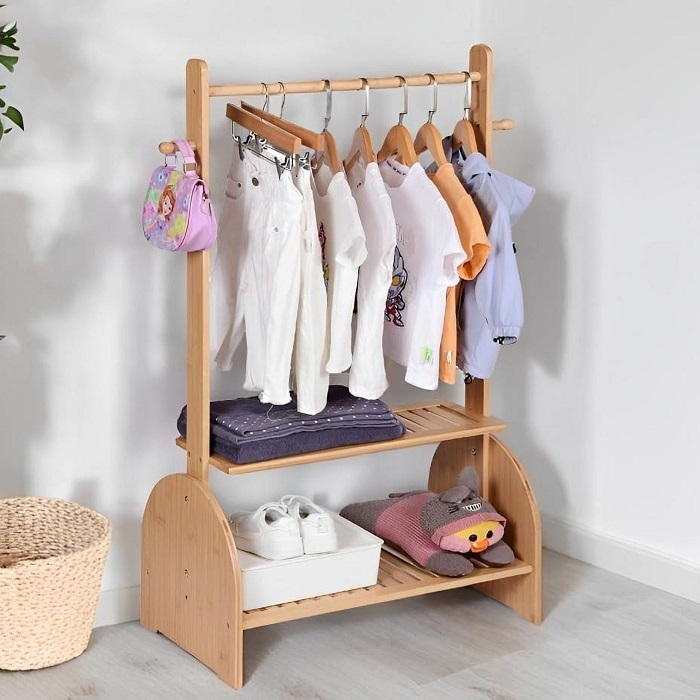baby clothing rack