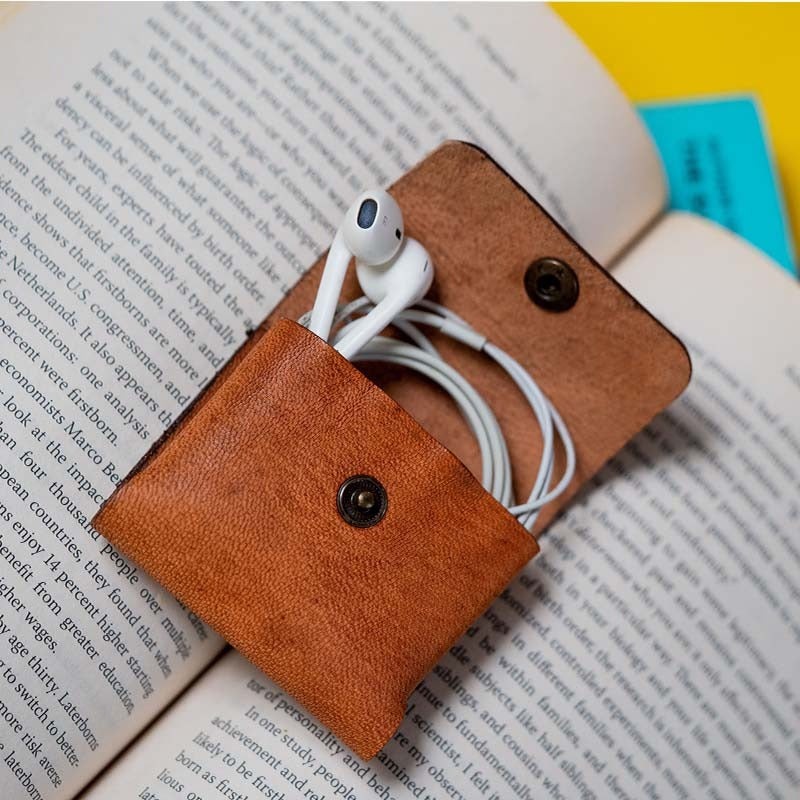 earphone holder