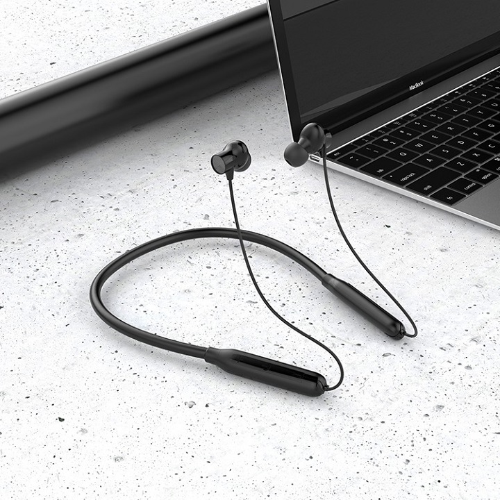 right earphone not working