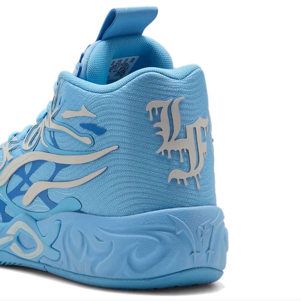 light blue basketball shoes