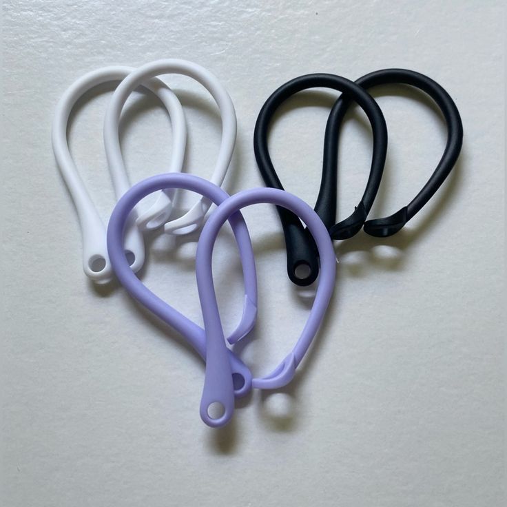 earphone hooks