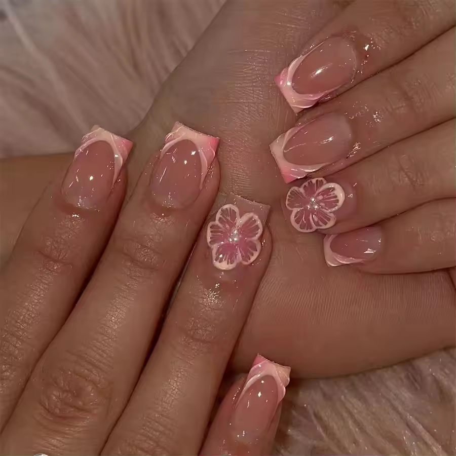 nail